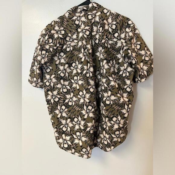Natural Issue classic short sleeve button down shirt - Picture 2 of 3